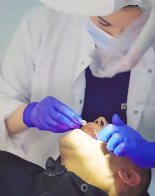 Dr. Kaoutar El Harrak — Médecin Dentiste à Tanger